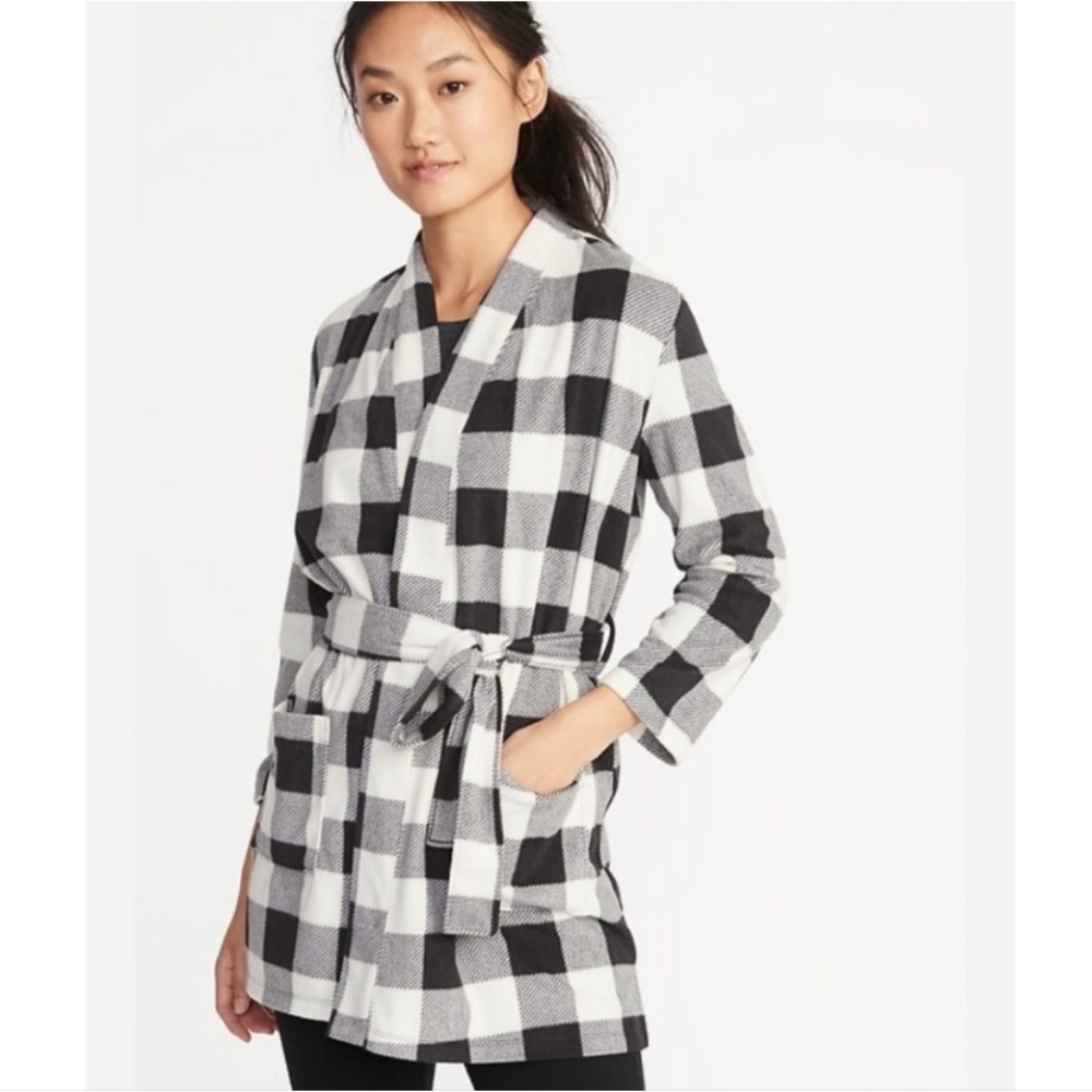 🆕 Old Navy Black White Buffalo Fleece Plaid Wrap Tie Robe - Picture 1 of 1